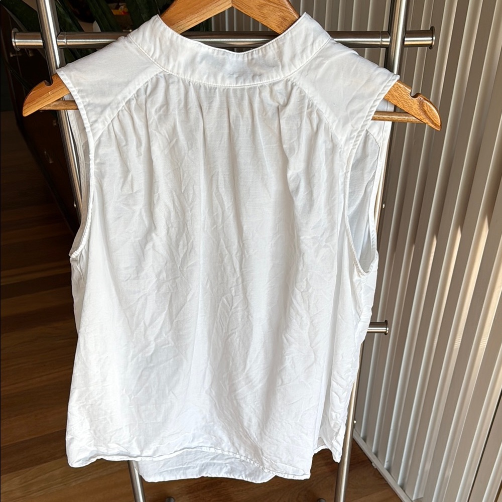 Cloth & Stone White Sleeveless Mandarin Collar Blouse